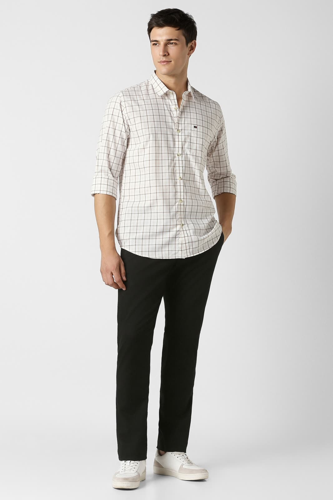 AI model on a live Peter England product page
