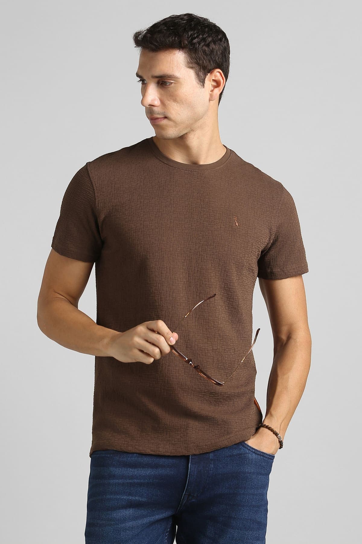 Knit tee source input